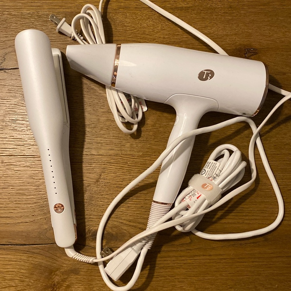 T3 hairdryer and hair straightener rose gold
